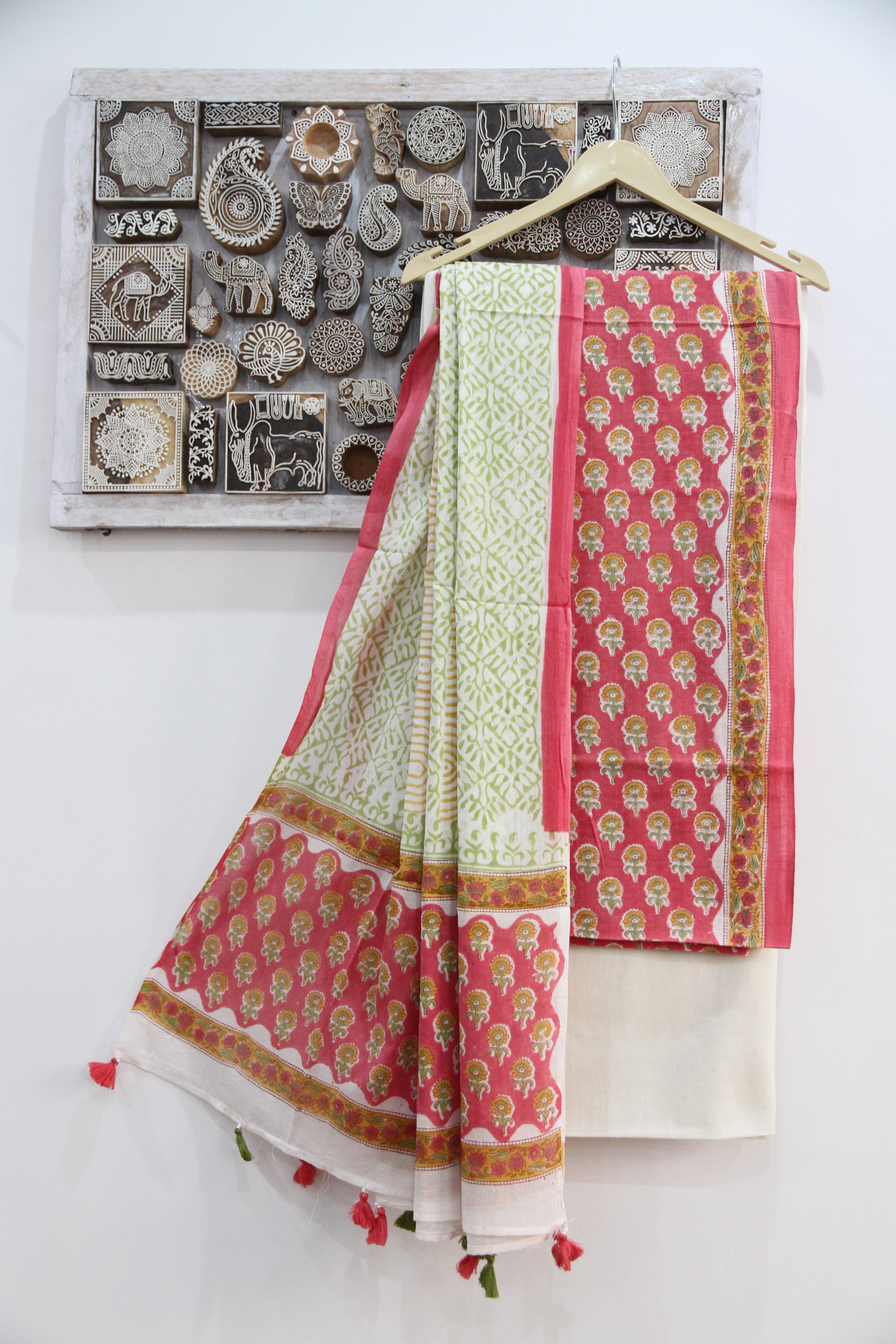 Pink_and_white_Buti_hand_block_printed_cotton_dress_material_with_dupatta_3