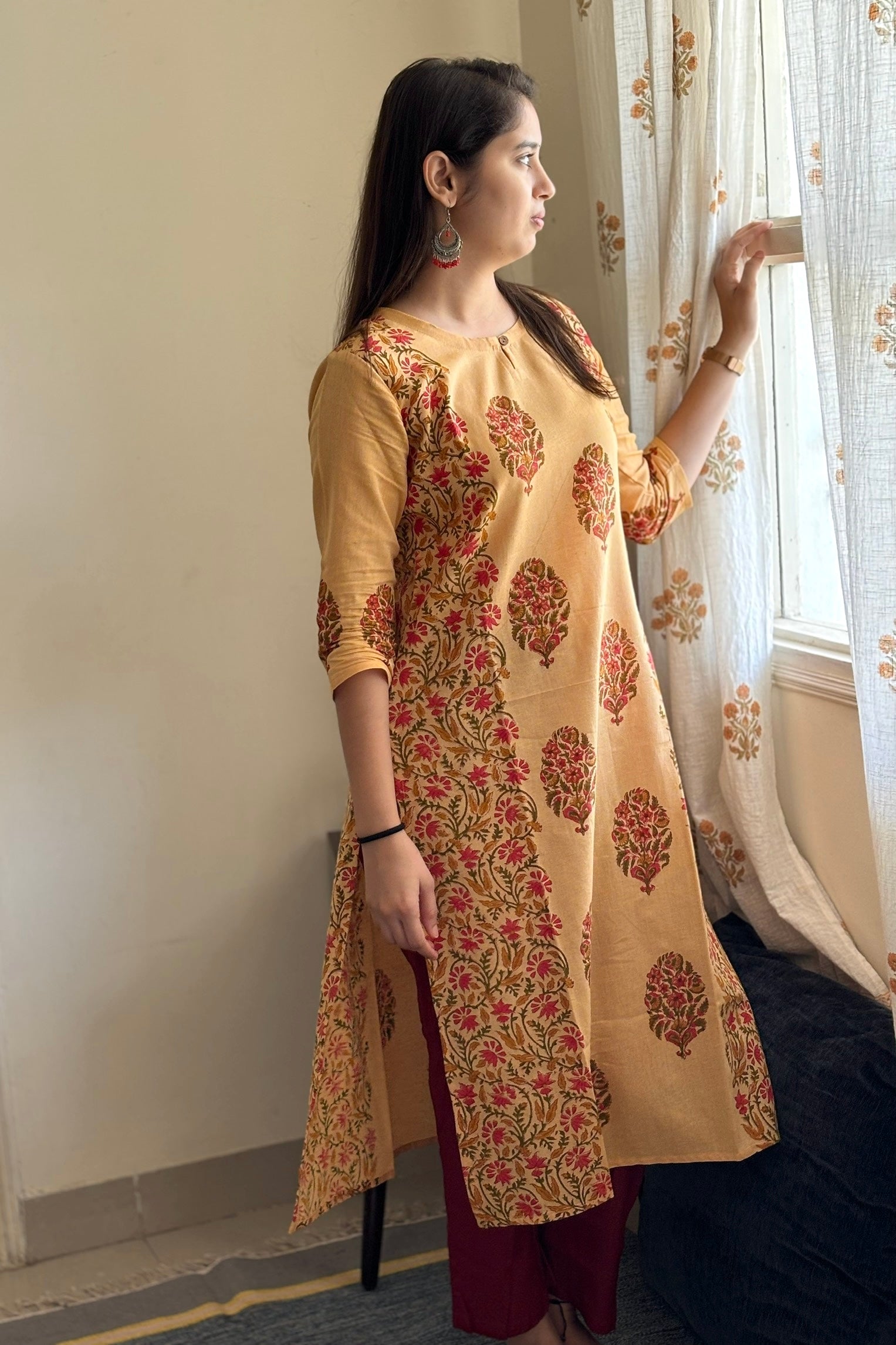 Yellow_Mughal_floral_buta_and_Jaal_Hand_Block_Printed_cotton_Straight_kurta_with_round_neck_2